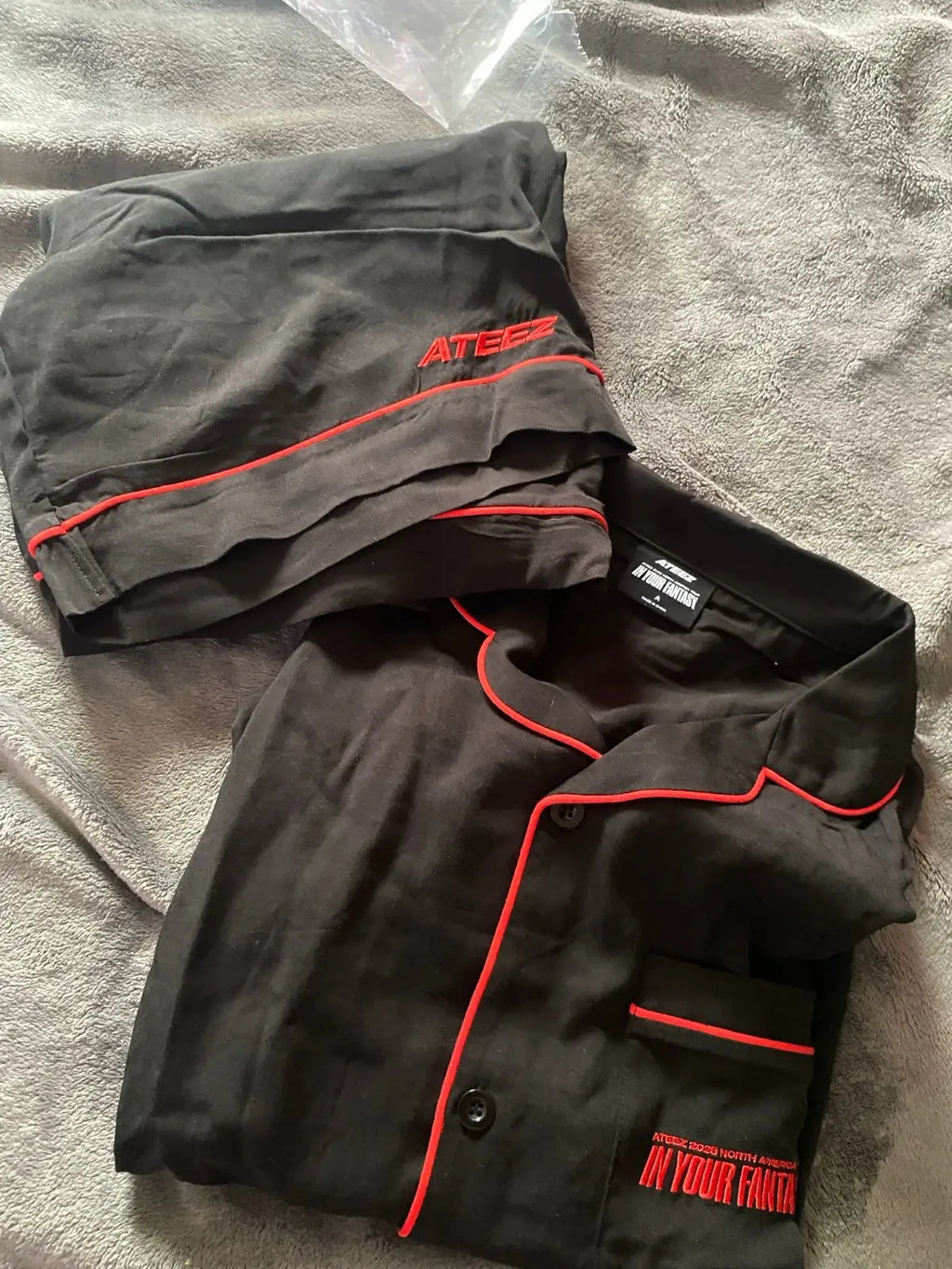 ATEEZ World Tour Pajama Set – Short Sleeve Button Top & Elastic Shorts, Sizes S–2XL